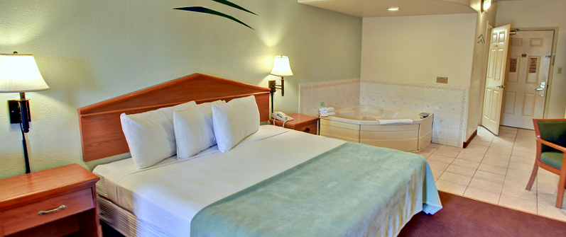 King Jacuzzi Suite - South Padre Island